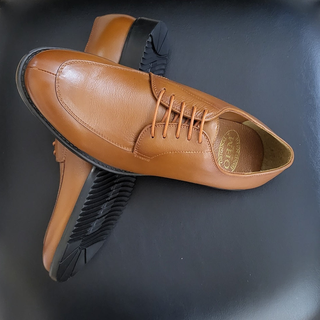 OHM New York Centre Split Toe Dress Leather Shoes