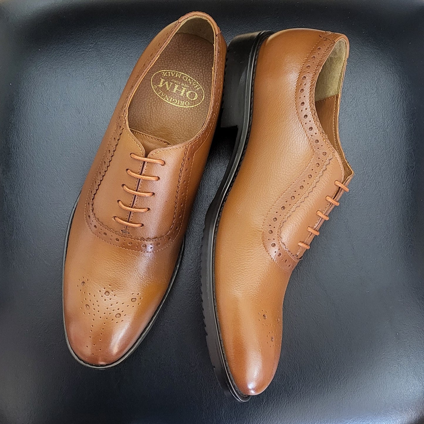 OHM New York Oxford Medallion Toe Leather Shoe